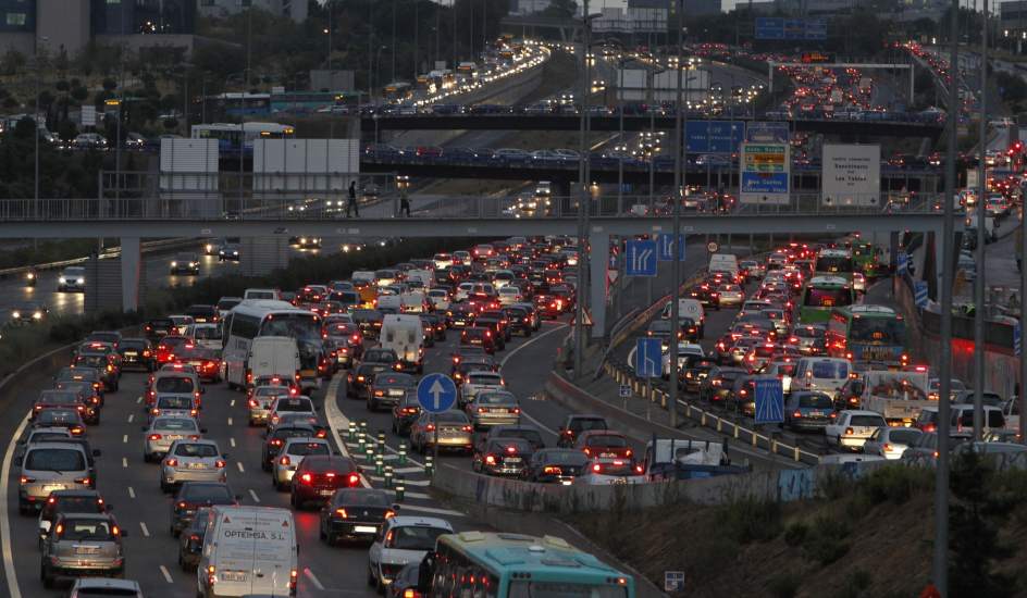 El 35% de los españoles tarda más de una hora en sus desplazamientos al trabajo