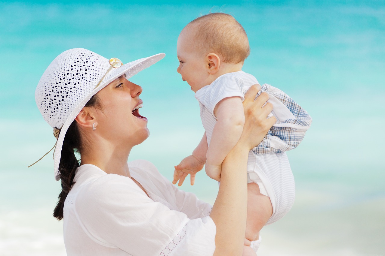 ¿Cuando estás de baja por maternidad genera vacaciones?