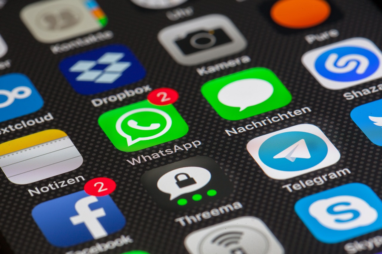 ¿Cómo aportar los WhatsApp como prueba en un juicio?