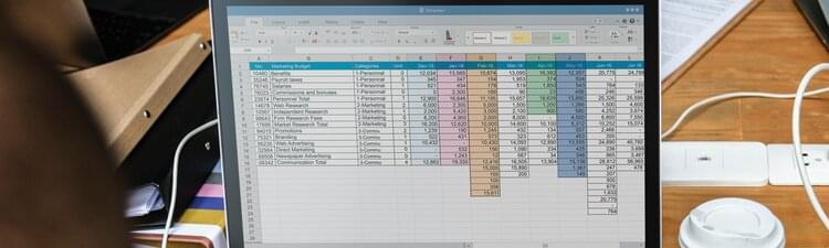 ¿Qué hace el analista de datos? Tareas, destrezas, requisitos