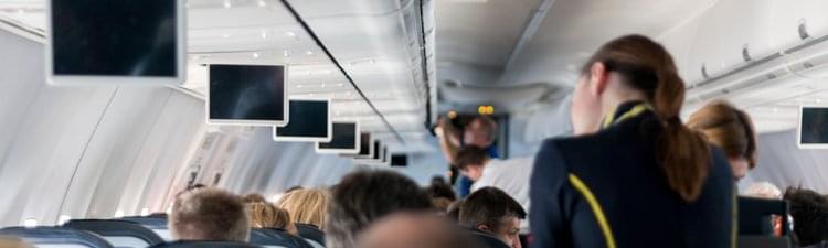 ¿Qué hace el asistente de vuelo? Trabajar como Azafata de Vuelo